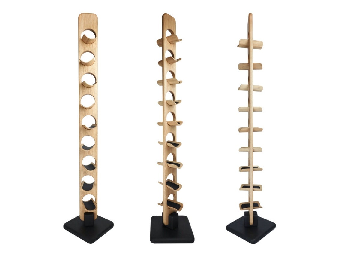 Vorder-, Seiten- und Rückansicht des TWINE-Weinregals, leer ohne Flaschen.