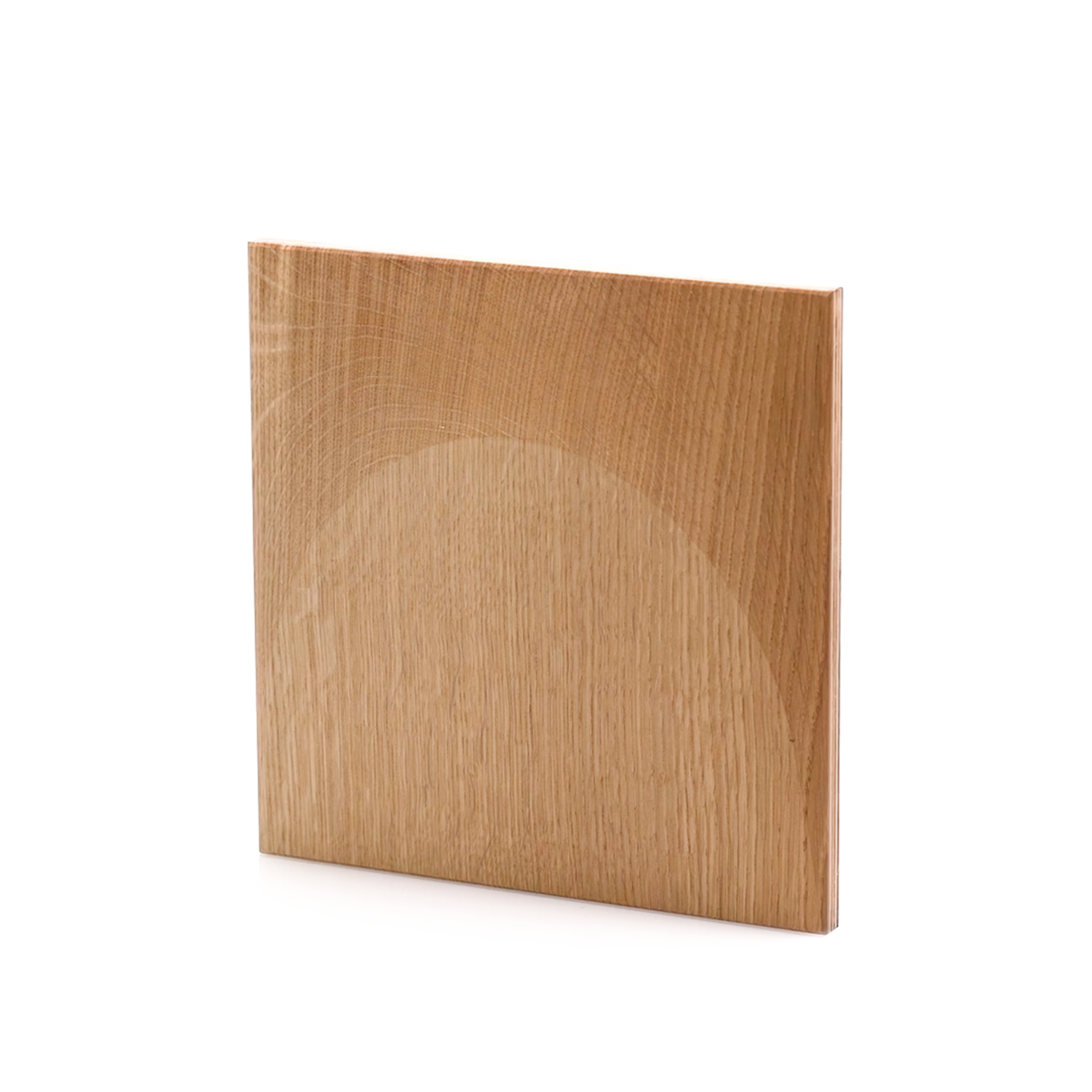 S03_ARCH_C04 E02 Diamond Holzpaneel von Dekostyl, in der Hand gehalten, mit rautenförmigem Design und natürlicher Holzmaserung.