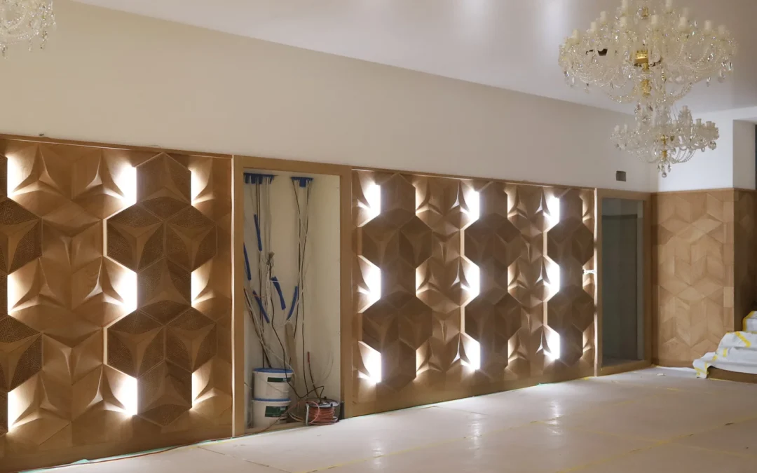 Akustikpaneel aus Holz im Hochzeitssaal